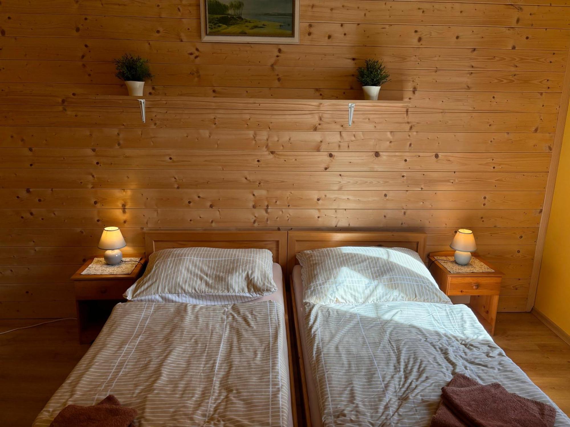 Penzion U Báby Třeboň Esterno foto